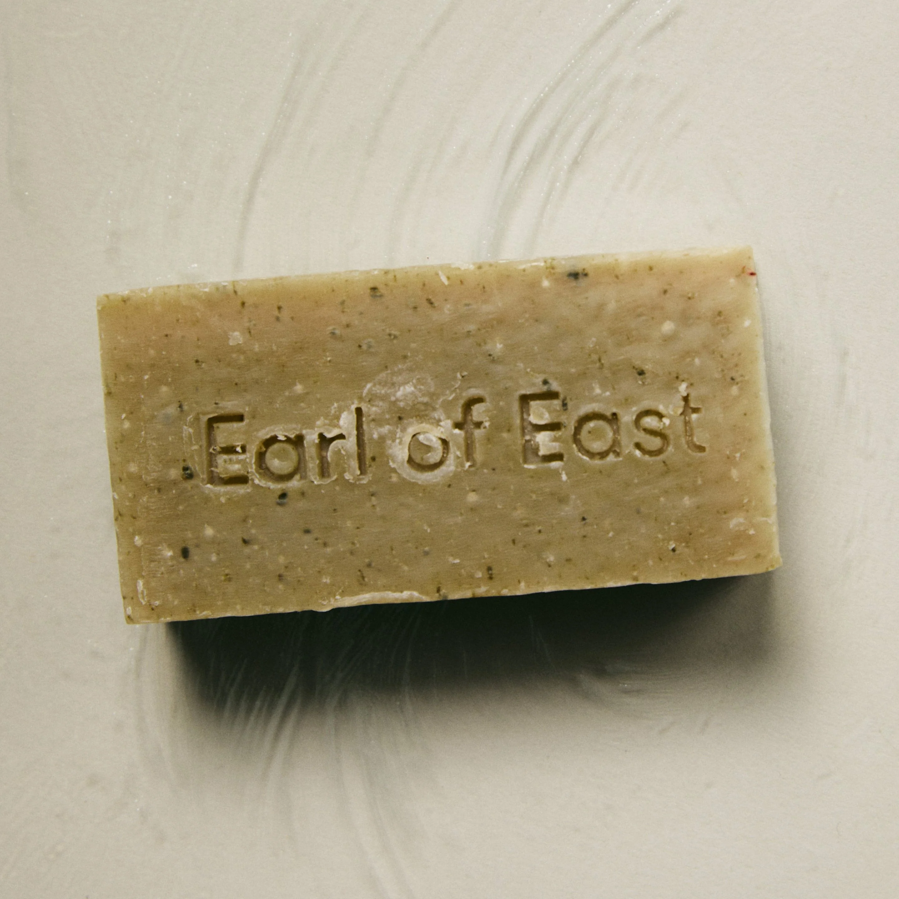 Earl of East | Cleansing Soap Bar - Smoke & Musk - 160g - Image 4
