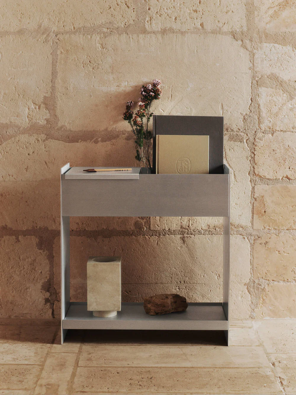 ferm LIVING | Lager Plant Box with Shelf - Aluminium - Image 2