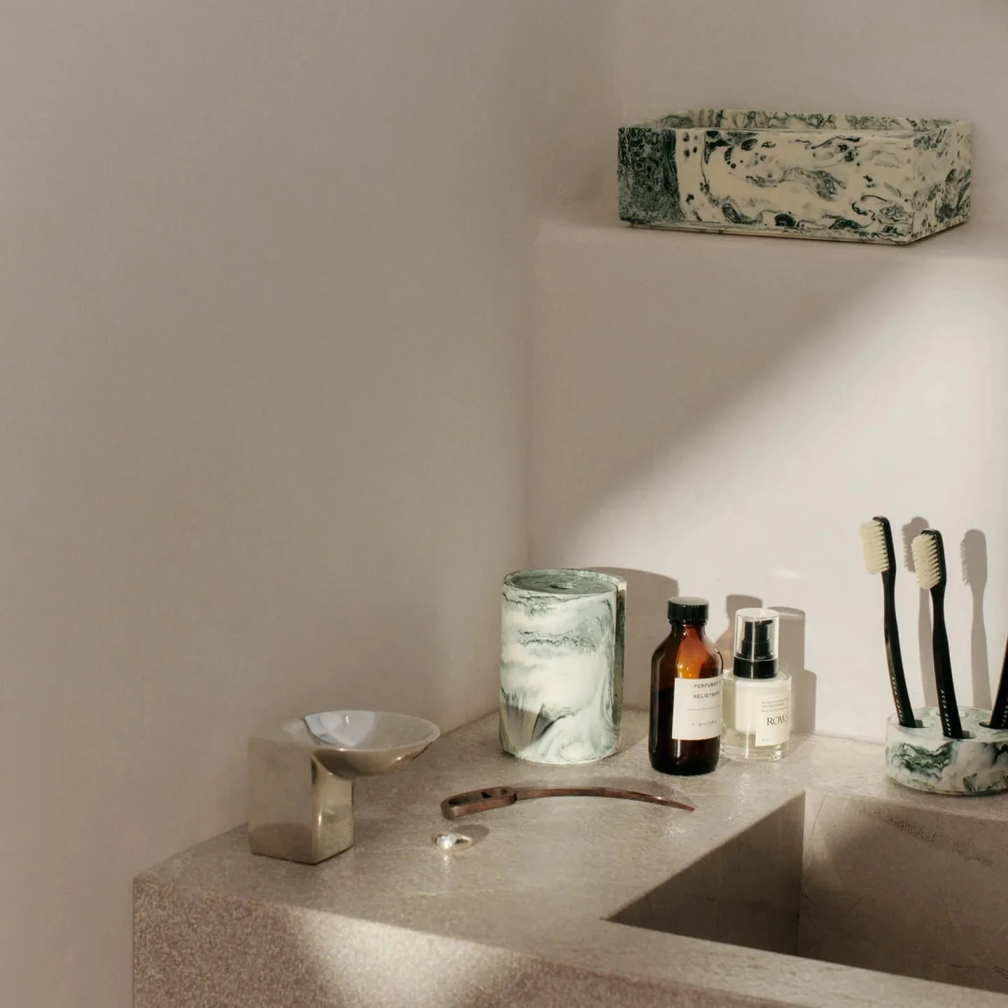 ferm LIVING | Mist Cotton Pad Holder - Emerald Off-White - Image 3