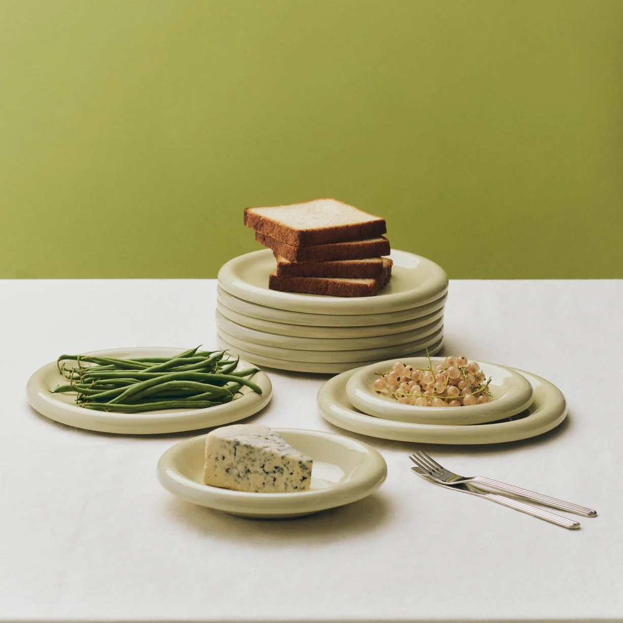 HAY | Barro Plate Set of Two - Ø18 - Pistachio - Image 2