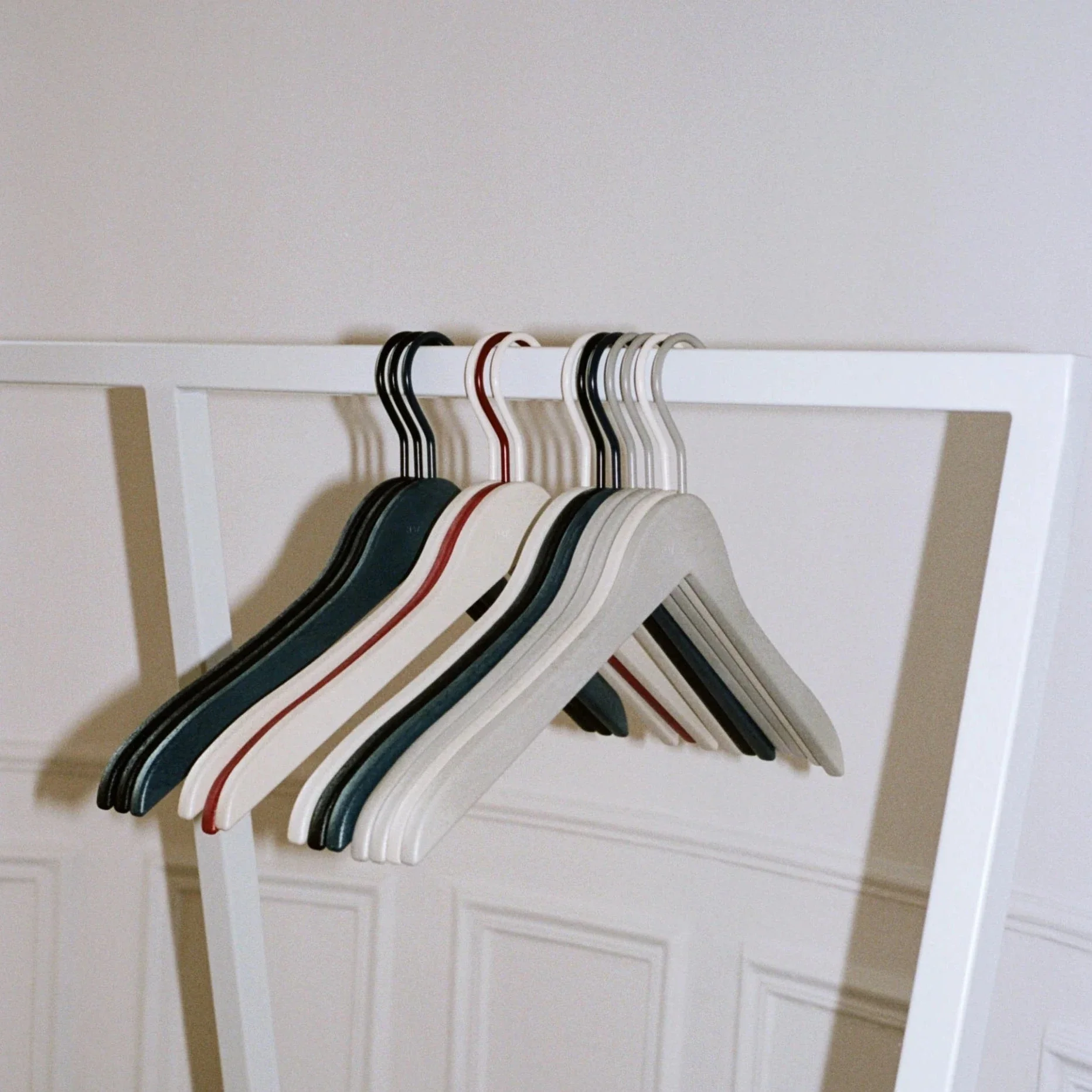HAY | Coat Hanger - Set of 4 - Cream - Image 5